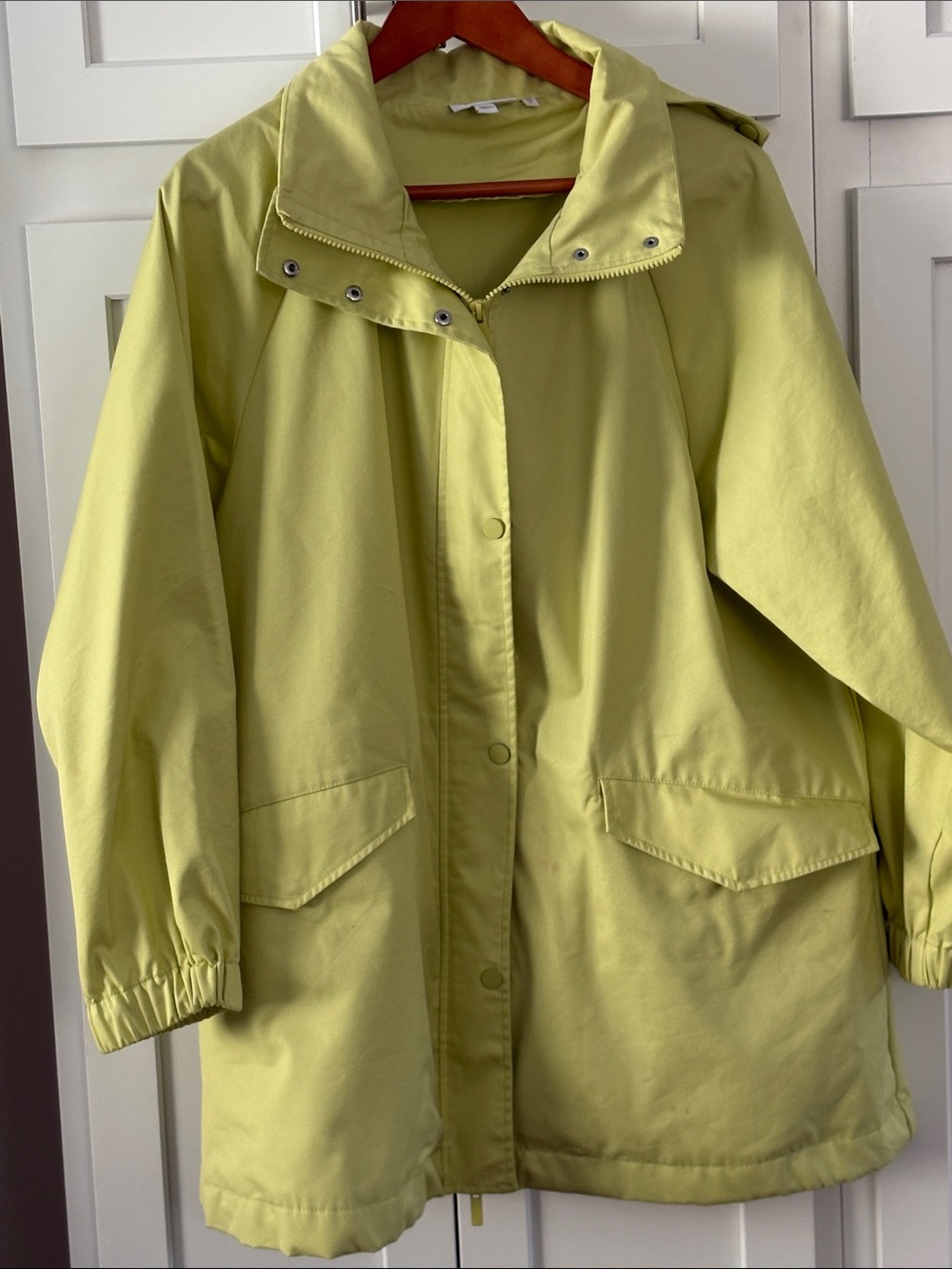 Chico's Light Lime Green Rain/Utility Jacket